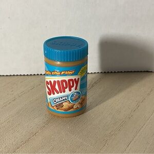 Skippy Blue Action Figure Playset